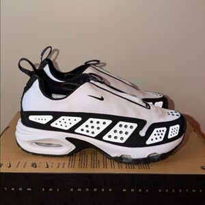 Nike Air Max SNDR White Black FZ2068-100 Women’s Size 5